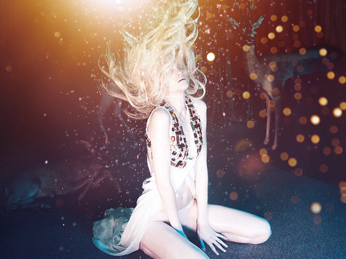 [sparkle.]