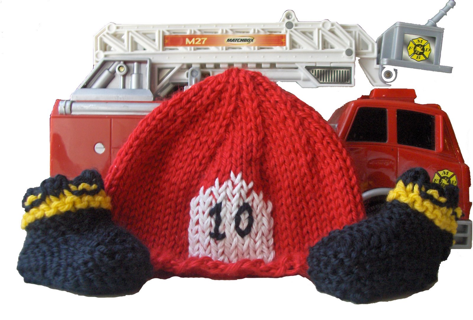 [fire+engine+and+hat.jpg]