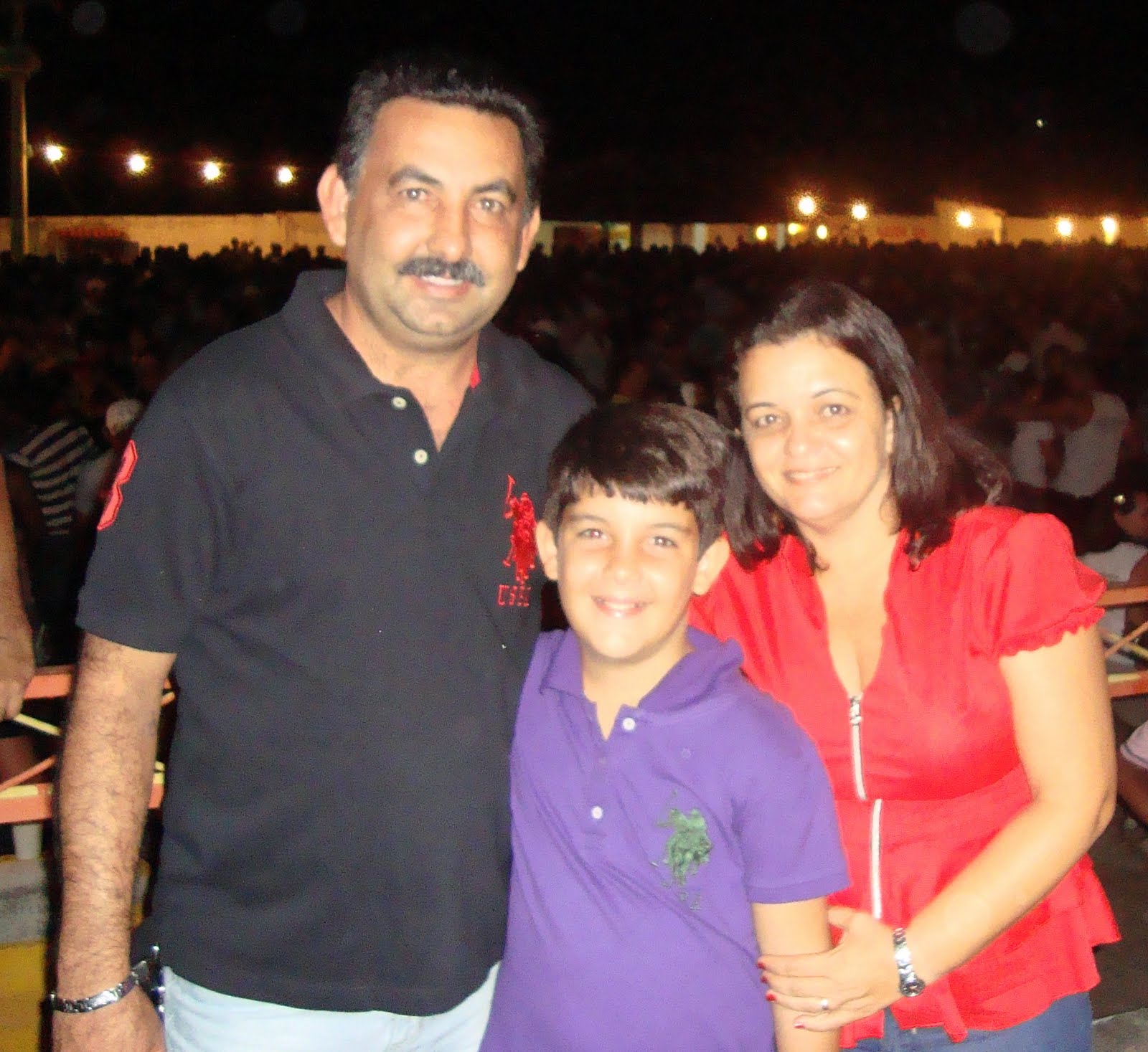 [Junior-florania.JPG]