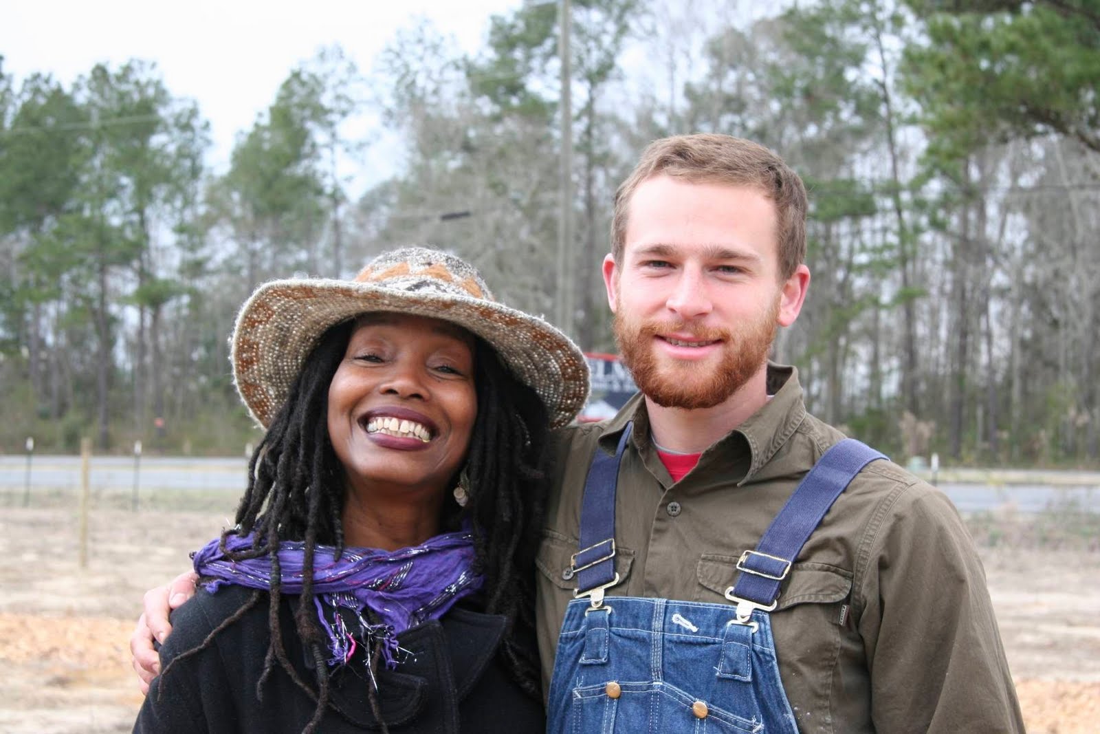 [Nathan+and+Jennifer+Taylor.JPG]