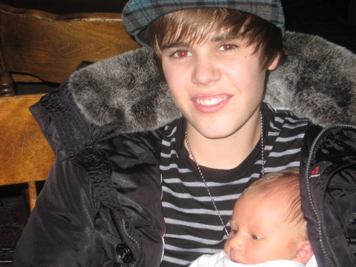 pics of justin bieber as a baby. brother of Justin Bieber