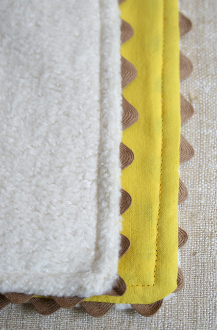 [cosyquickblankie.topstitche.jpg]