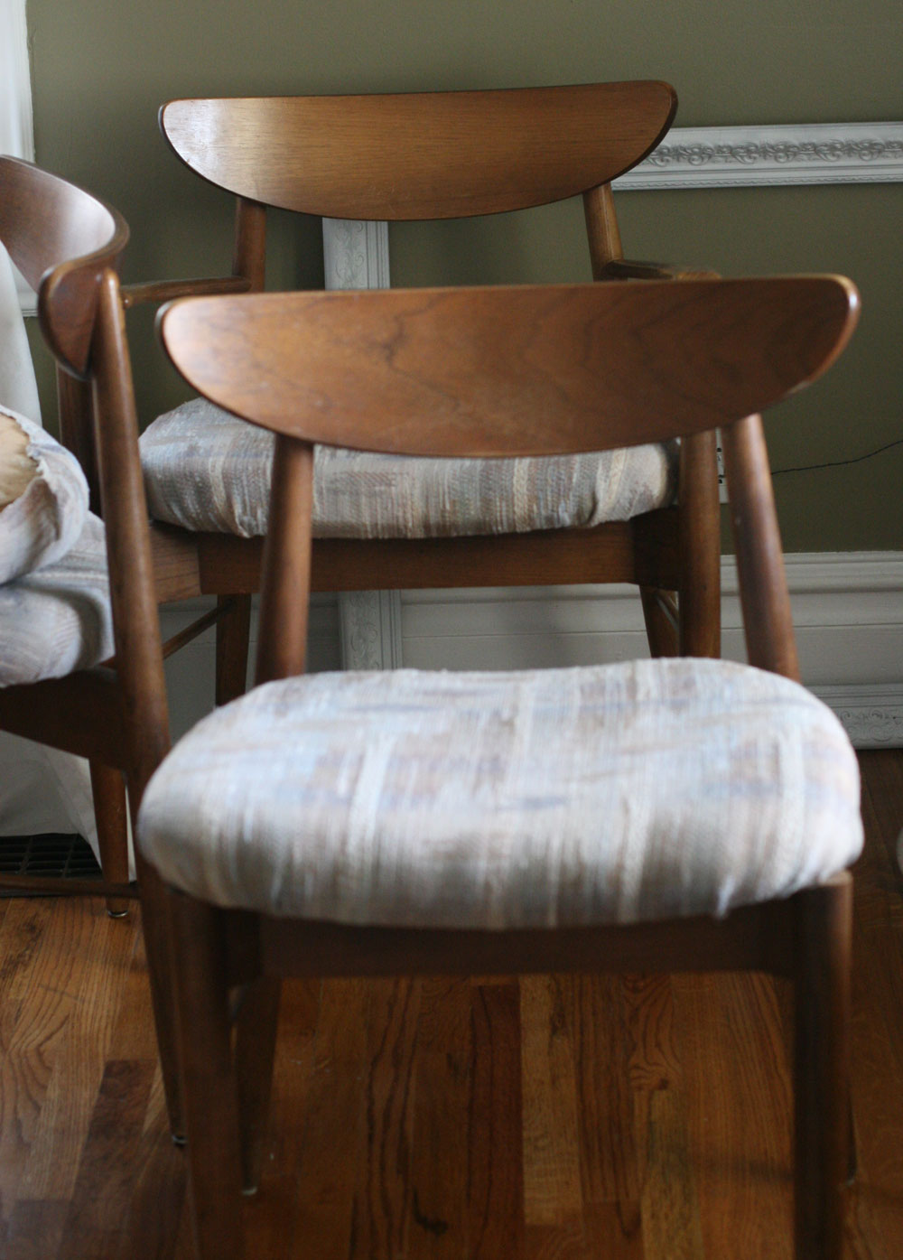 [ovalbackbefore.jpg]