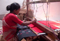 [hand-weaving-1.jpg]