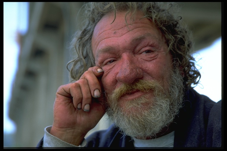[homeless2.jpg]
