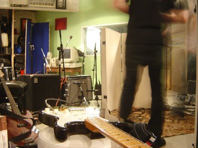 [studio2.JPG]