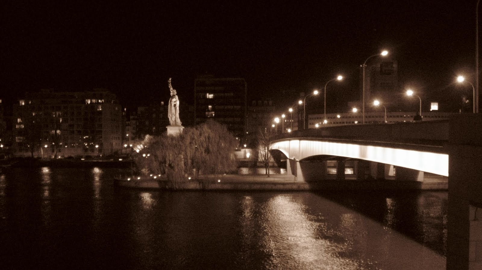 [IMG_3449+1.JPG]
