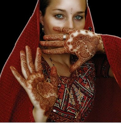 La decorazione con l'henné  Henna+