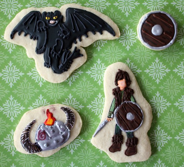 How To Train Your Dragon Cake Pan. How To Train Your Dragon