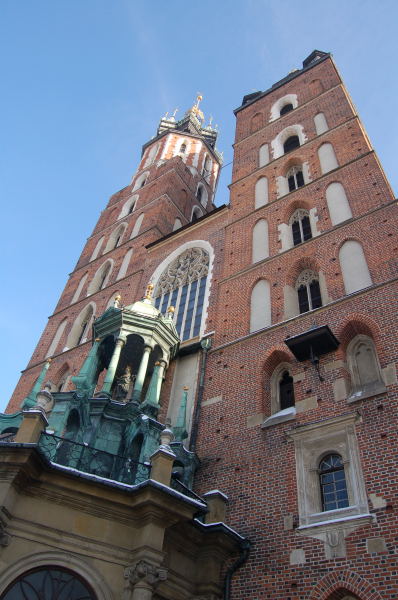 [St+Mayry's+Krakow+-+Alan.jpg]