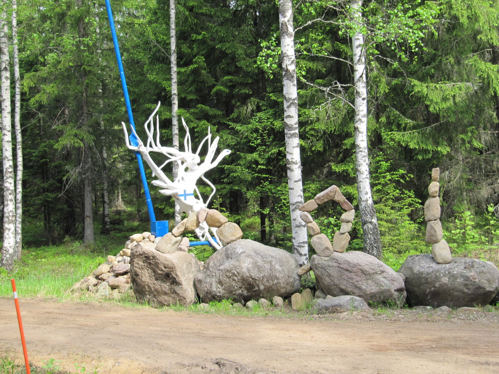 ENKELIPUISTO: Kummelit