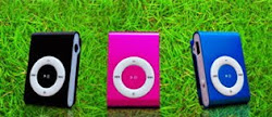 Mini Mp3 Player+ 2GB(memory bisa di upgrade)