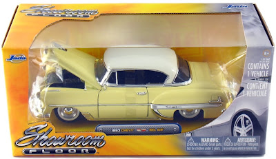 Jada Diecast Showroom Floor No. 92372-Cream 1953 Chevrolet Bel Air Cream