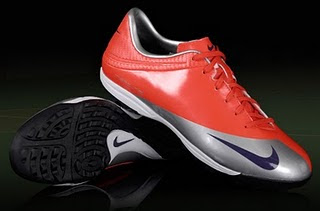 Sepatu Futsal Nike Terbaru