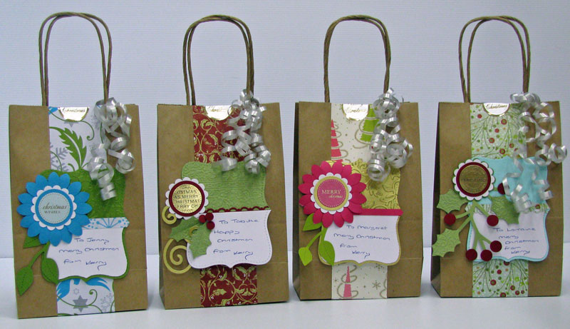 scrap,cards,chat and chocolate: Christmas Gift bags