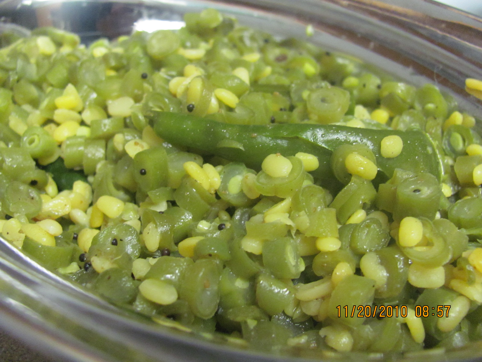 Green Beans with Moong Dal SarasYummyBites