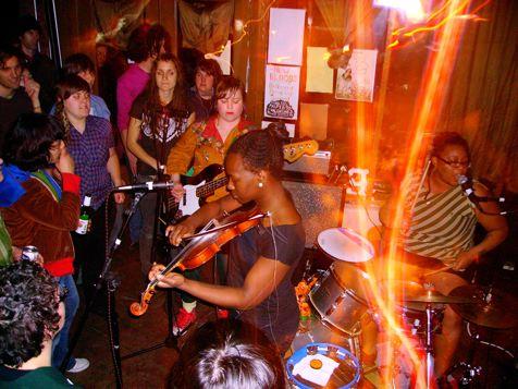 [the_new_bloods_live.jpg]