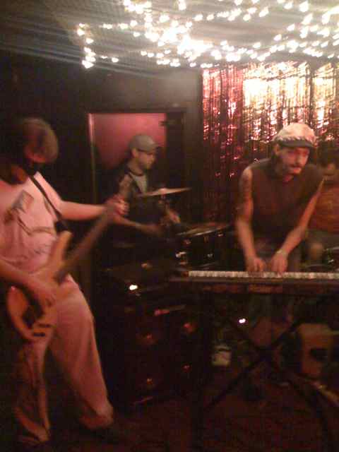 [brownwater_at_the_cake_shop.jpg]