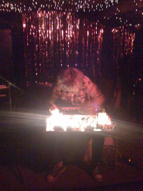 [dan_friel_at_the_cake_shop.jpg.jpg]