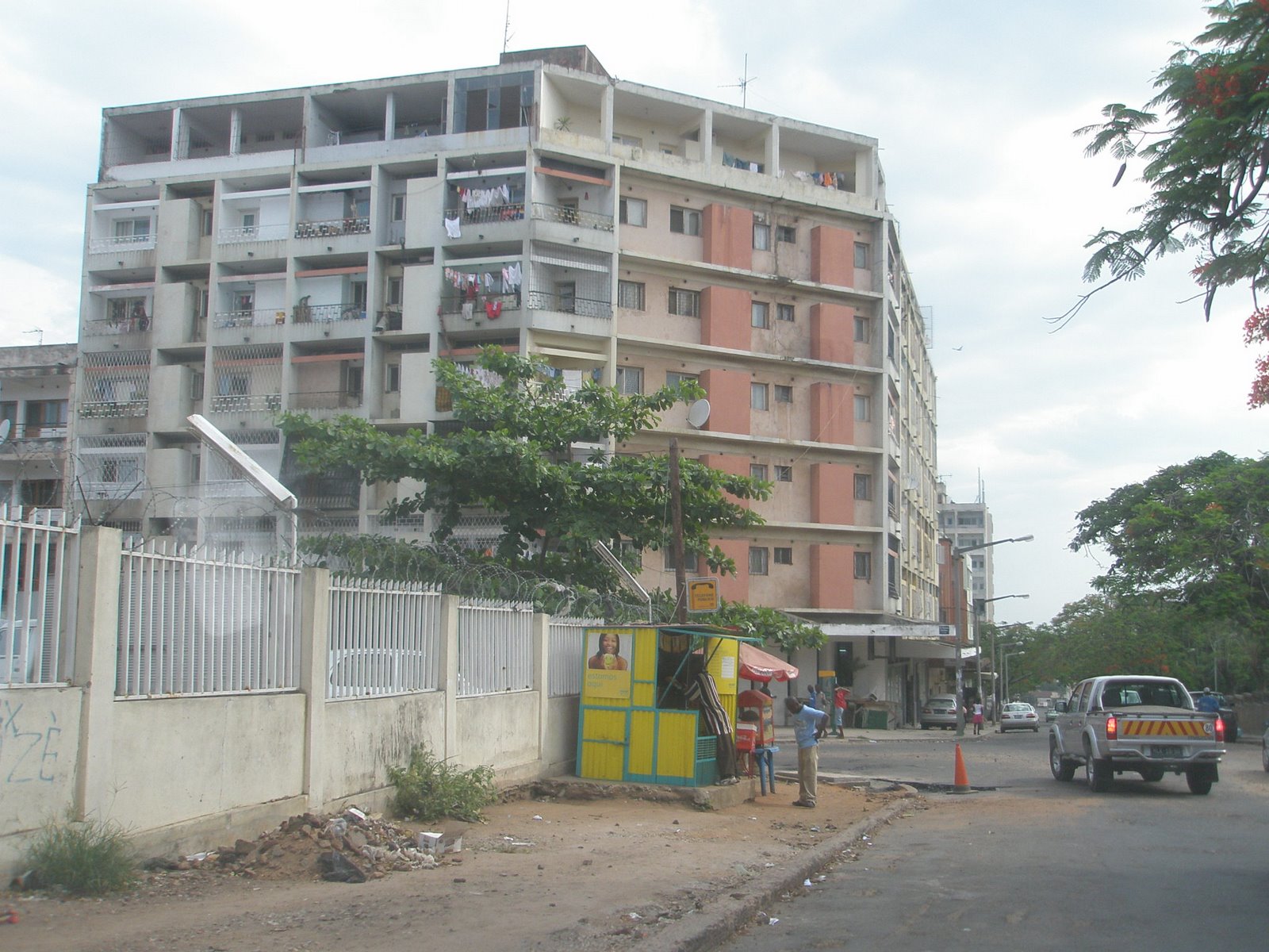 Digital no Índico: Escola Secundaria Francisco Manyanga....