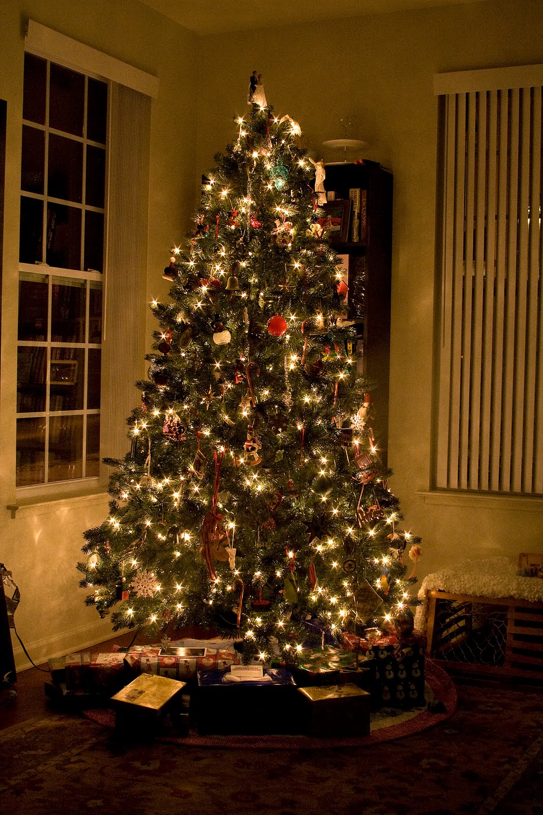 the cullinan family don t buy a christmas tree at lowes the cullinan family don t buy a christmas tree at lowes