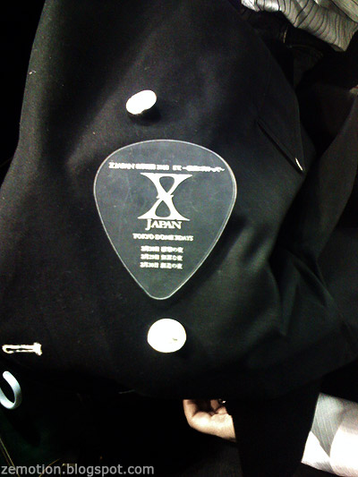 [x-japan-pick-from-night-of-creation.jpg]