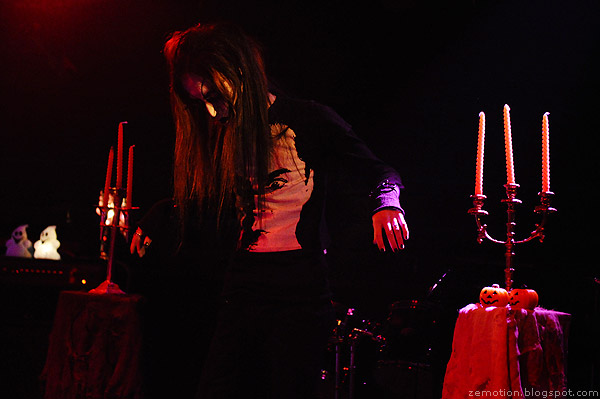 [the-candy-spooky-theater.jpg]