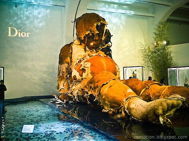 [christian_dior_and_chinese_artis-20.jpg]