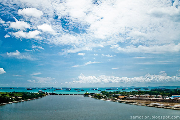 [marina-barrage.jpg]