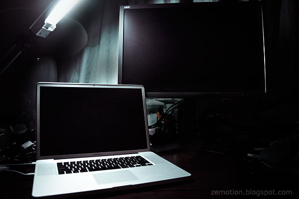 [nec-26'-display-screen.jpg]