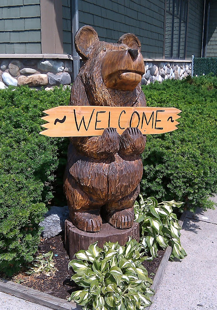 Welcome Bear at the Patterson NY Thruway Service Area
