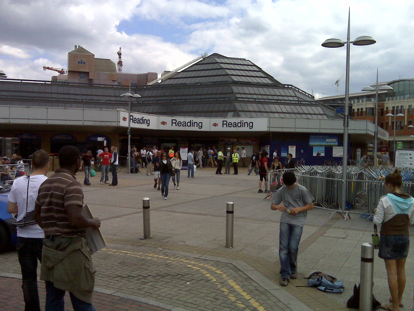 [=?Windows-1252?B?SU1HMDAxOTQuanBn?=-746431]