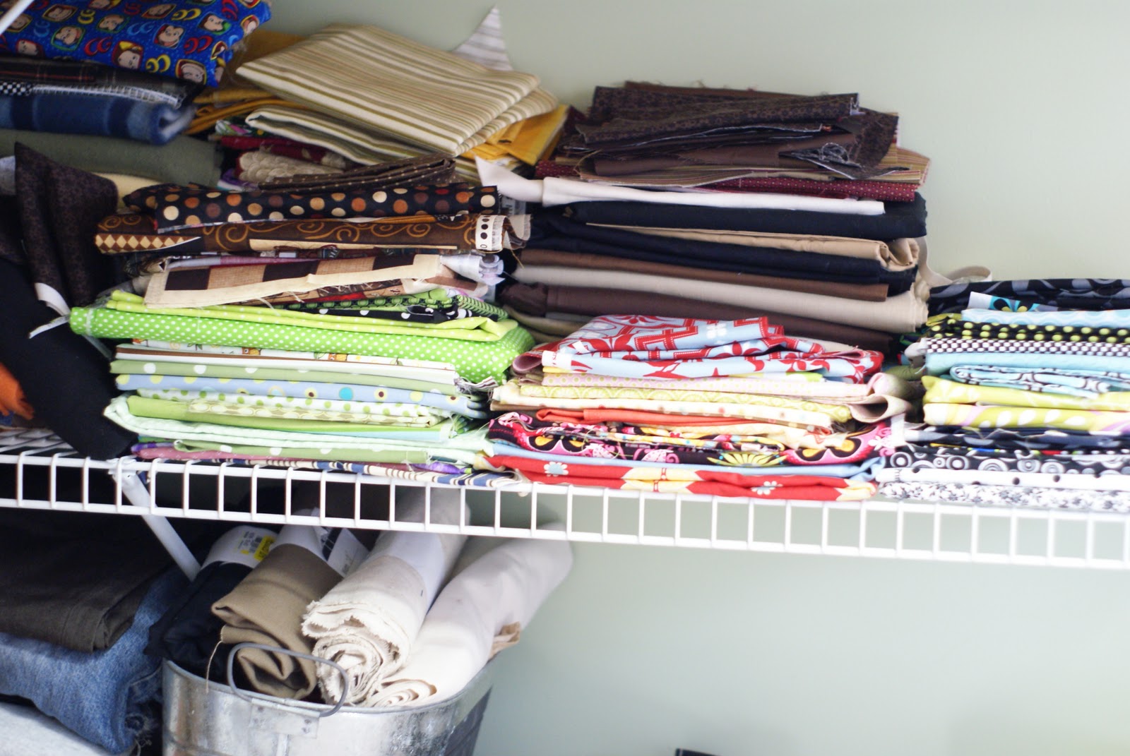 Easy & inexpensive Fabric Storage tutorial - The little Green Bean