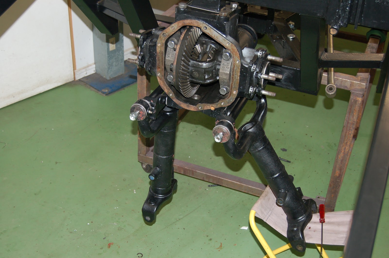 Shelby Cobra Replica Rear suspension fitting