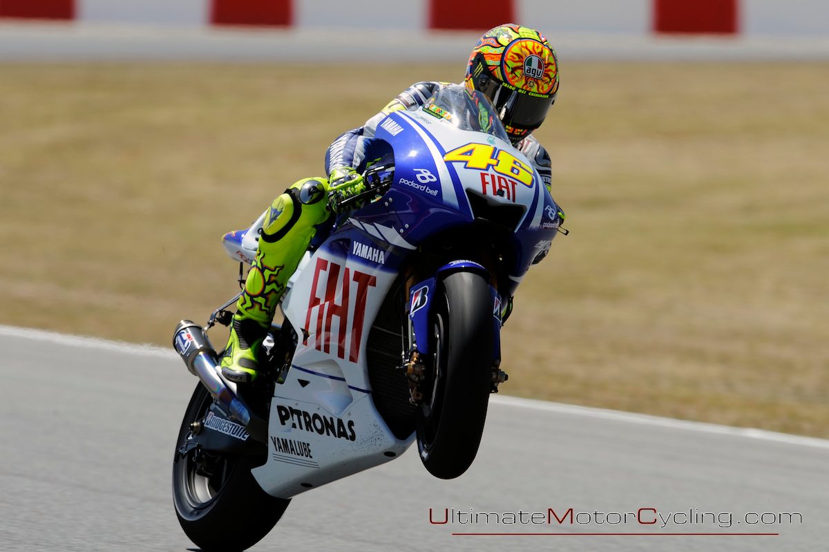 http://3.bp.blogspot.com/_loFkcQTMZ2o/TTnbkZk8FsI/AAAAAAAAALw/Efkk_efjhQ0/s1600/2009_Valentino_Rossi_Yamaha_M1_MotoGP_Motorcycle_Racing_Wallpaper%202.jpg