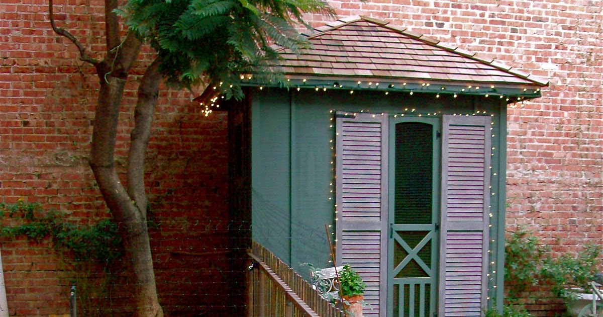 Homestead Revival Urban Chicks