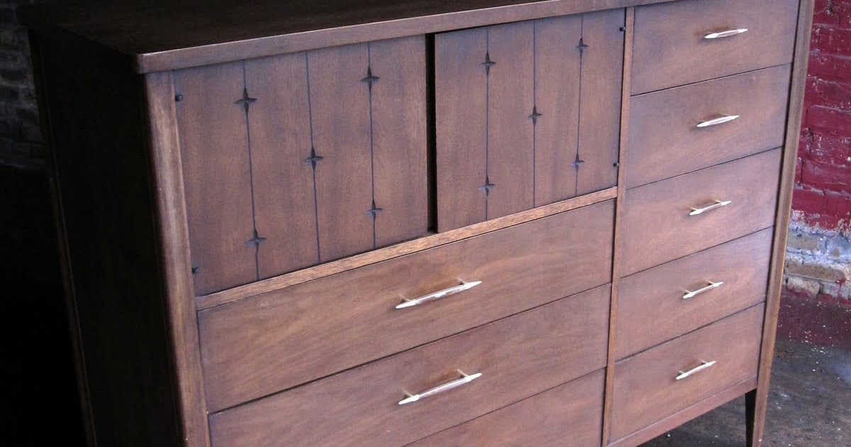 Mid Century Modern Chicago broyhill saga series armoire/dresser_