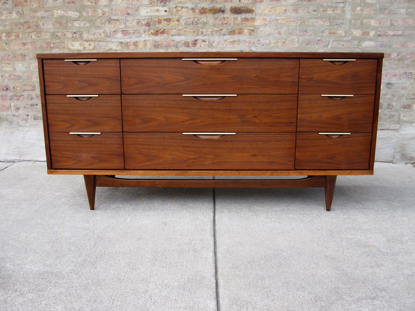 circa midcentury 'Kent Coffey' credenza / dresser