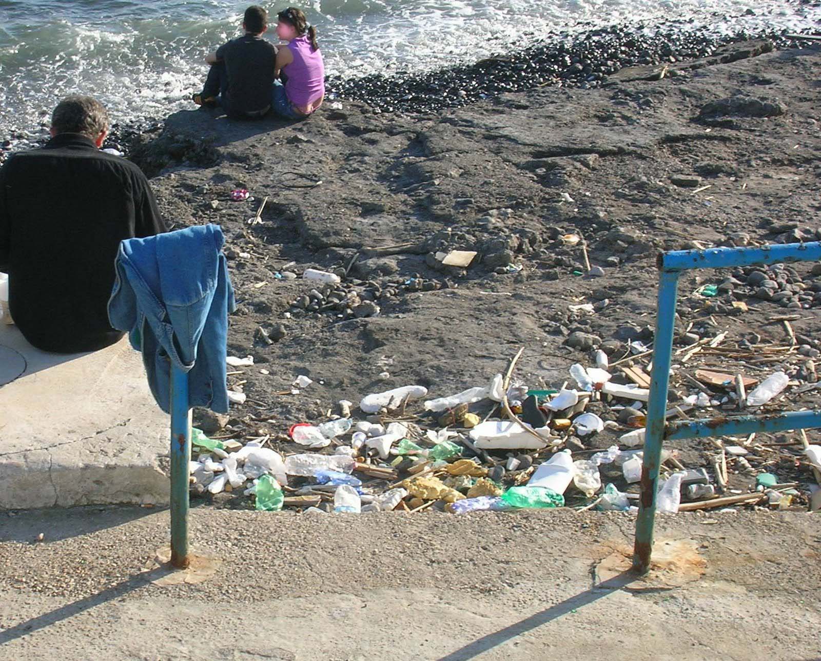 [Pozzuoli+20+Aprile+2008+(3).JPG]