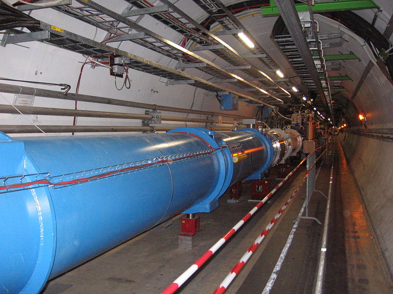 [LHC_Tunnel1.jpg]