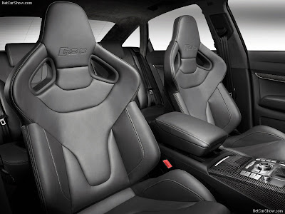 2009 Audi Q7 V12 TDI interior