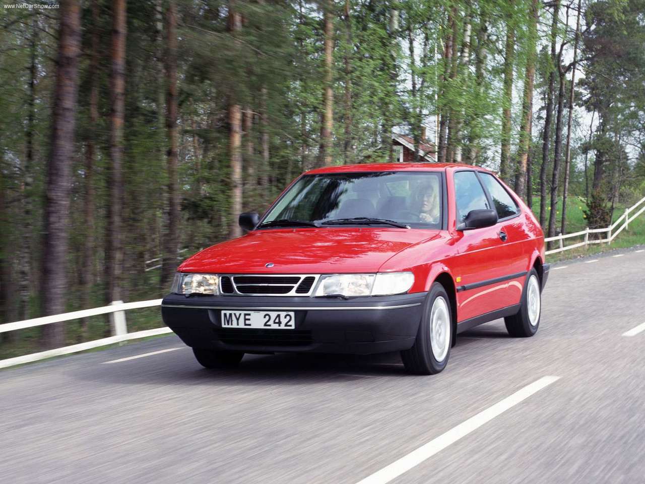 [Saab-900_Coupe_1997_1280x960_wallpaper_08.jpg]