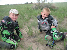 Hailey Jo & Syrus find a birds Nest!