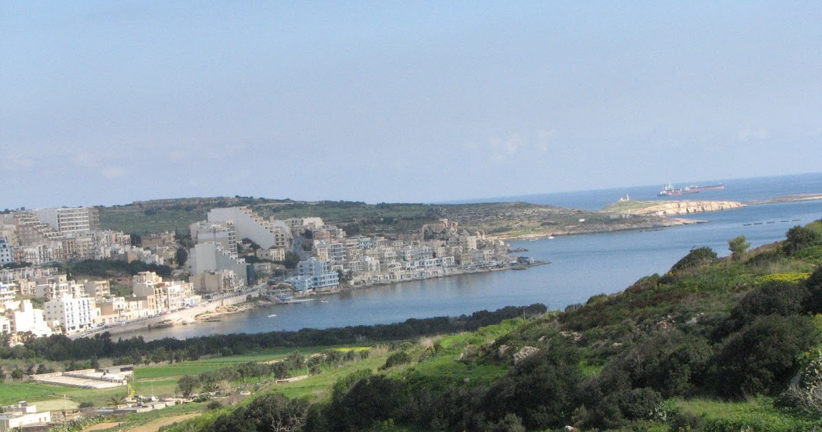 Malta daily photo Xemxija Bay