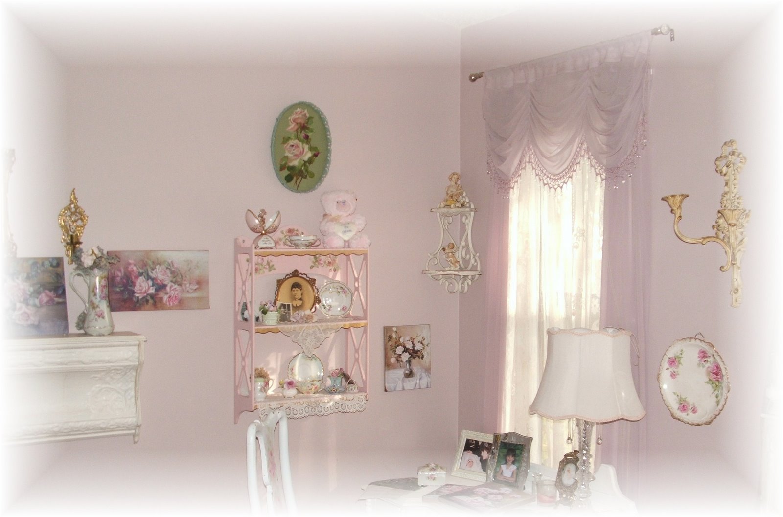 [afrench+table+2420.jpg]