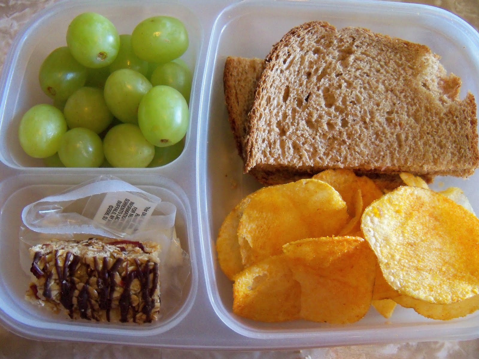 Lunches Fit For a Kid Amusement Park Lunch in Easy Lunchbox!