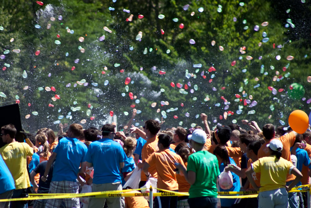 The Winns World's Largest Water Balloon Fight