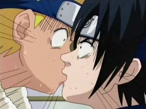 vengarme de naruto por besarme