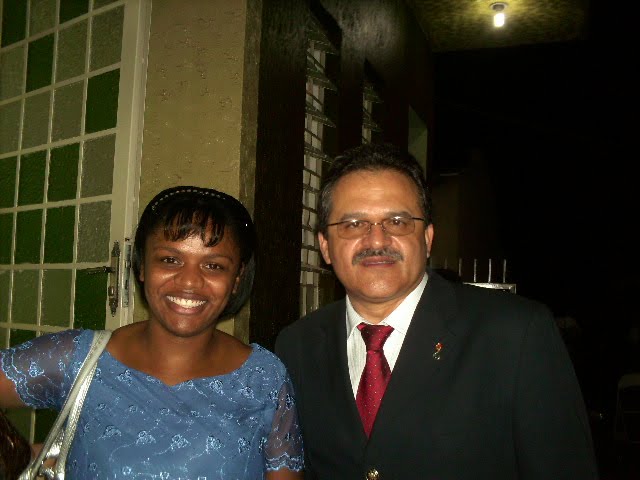 Cantora Gilcéia Oliveira e o Pastor e Deputado Estadual José Bitencourt
