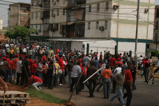 [CHAVISTAS+HEDIONDOS.5.jpg]
